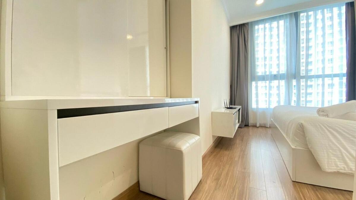 123 - Soho Apartment *